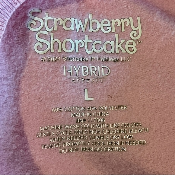 Strawberry Shortcake Crewneck Sweatshirt - Size Large - Picture 11 of 11